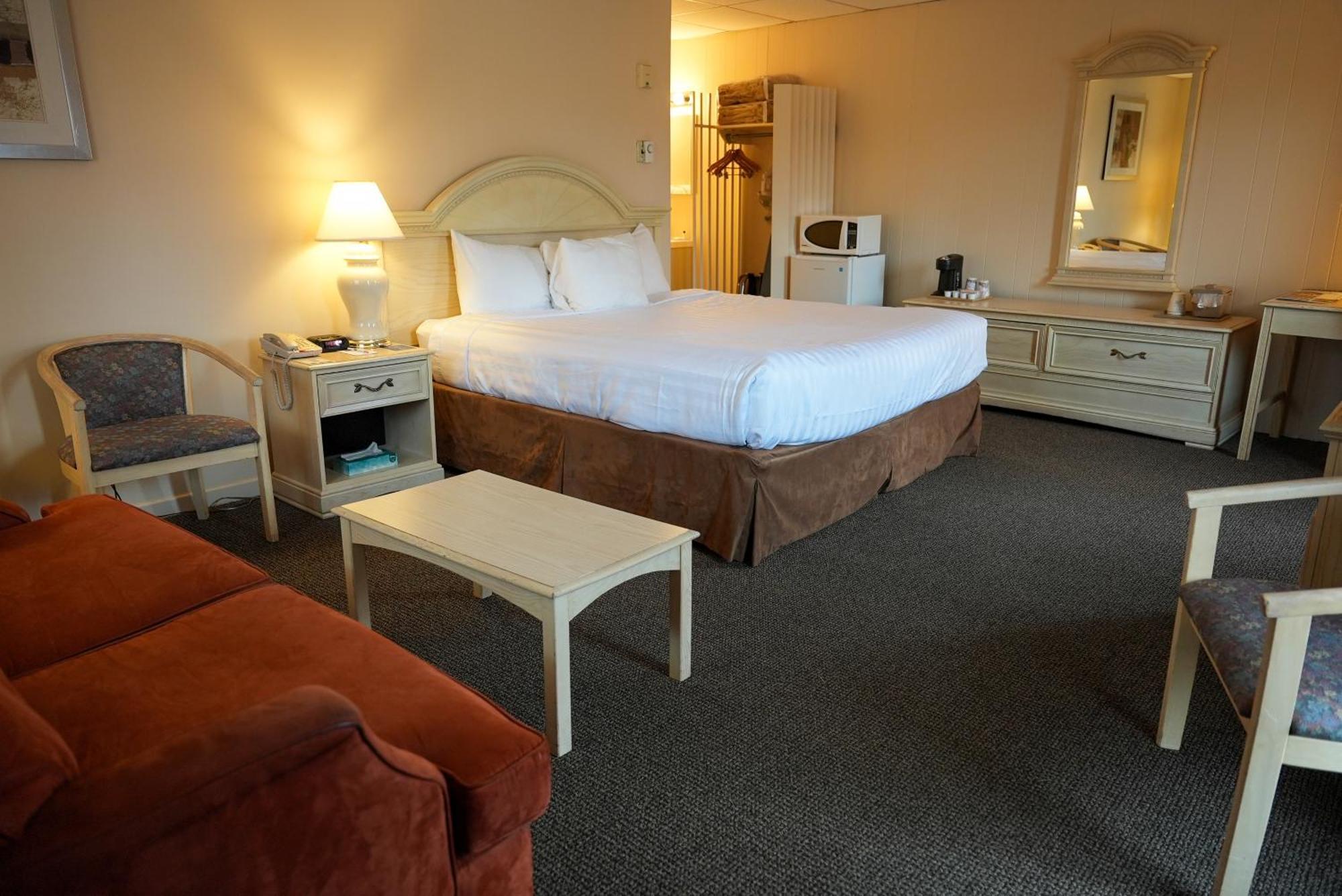 Travelodge By Wyndham Niagara Falls At The Falls Exterior photo